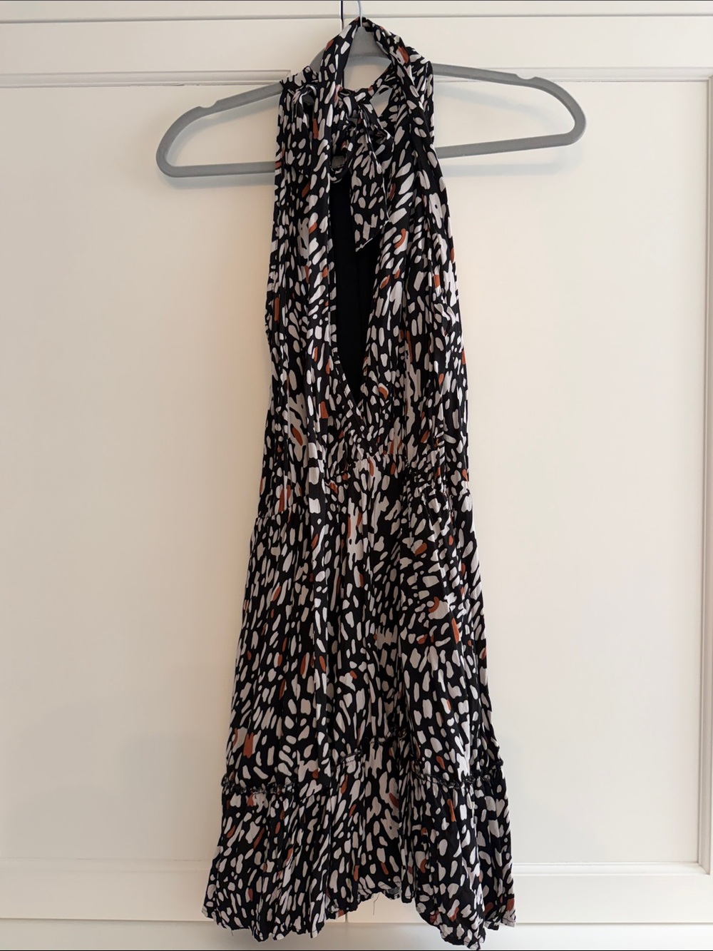 Sleeveless Halter Print Mini Dress in Black, White,  & Brown - Picture 6 of 6